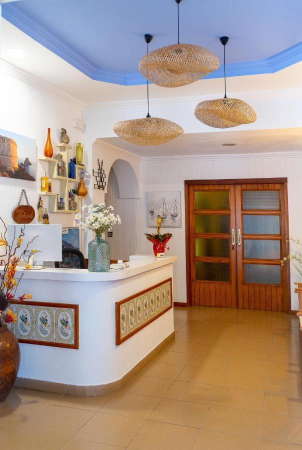 Hostal Yebisah Santa Eulària des Riu Extérieur photo